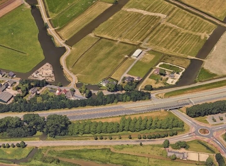 Gasverdeelstation op een perceel in Hoorn dat onderdeel is van een voorgenomen grondruil.