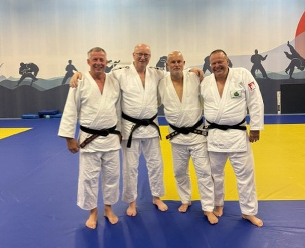 Op de foto Van links naar rechts; Eric Bos van BOS Sport, Cees Veen van Judoschool Cees Veen, Michel Lakeman van Budo Sport Hoorn en Steven Appels van Judoschool Appels.